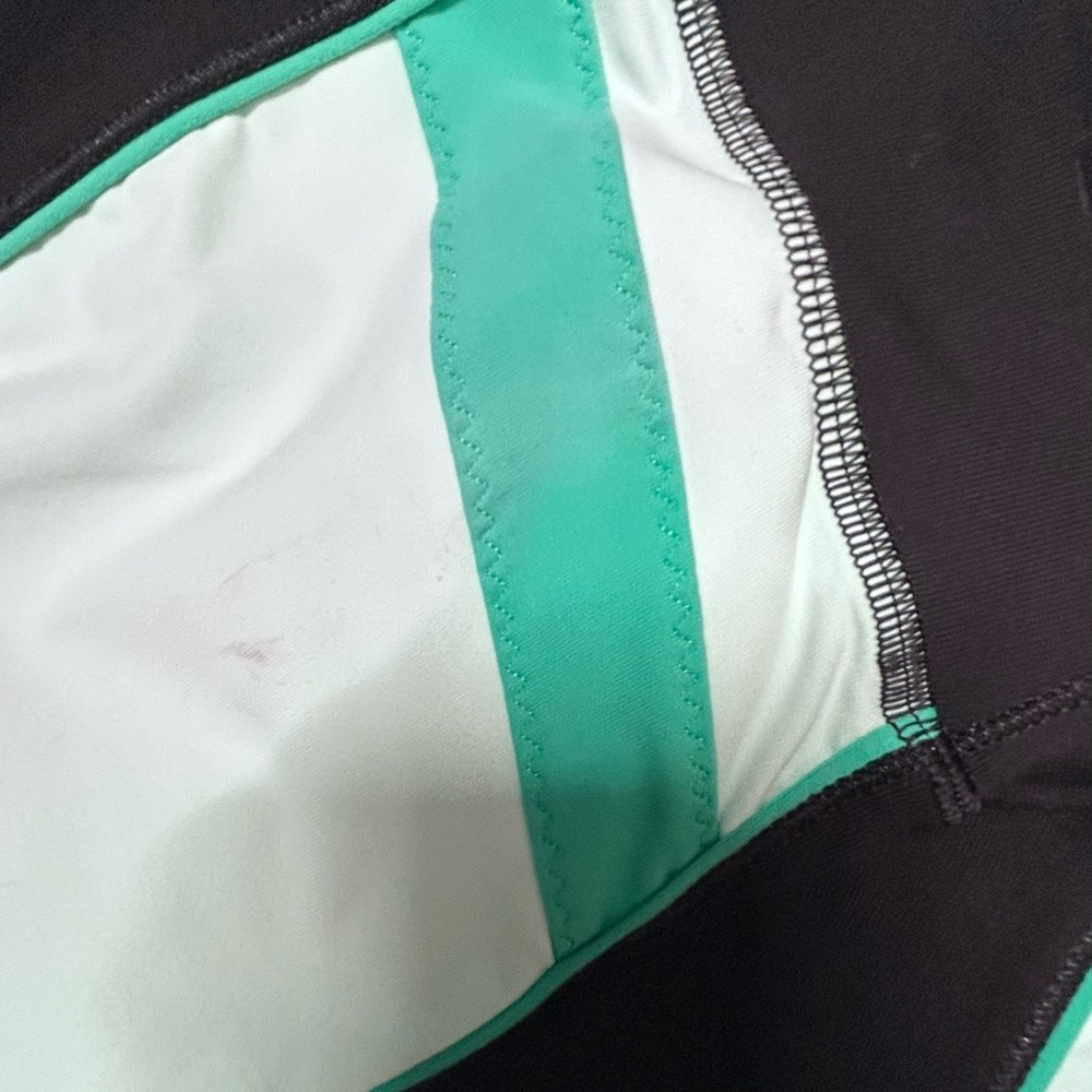 Lululemon Athletica Activewear Set Teal & Black Size 4 top Size 6 leggings - Picture 15 of 15